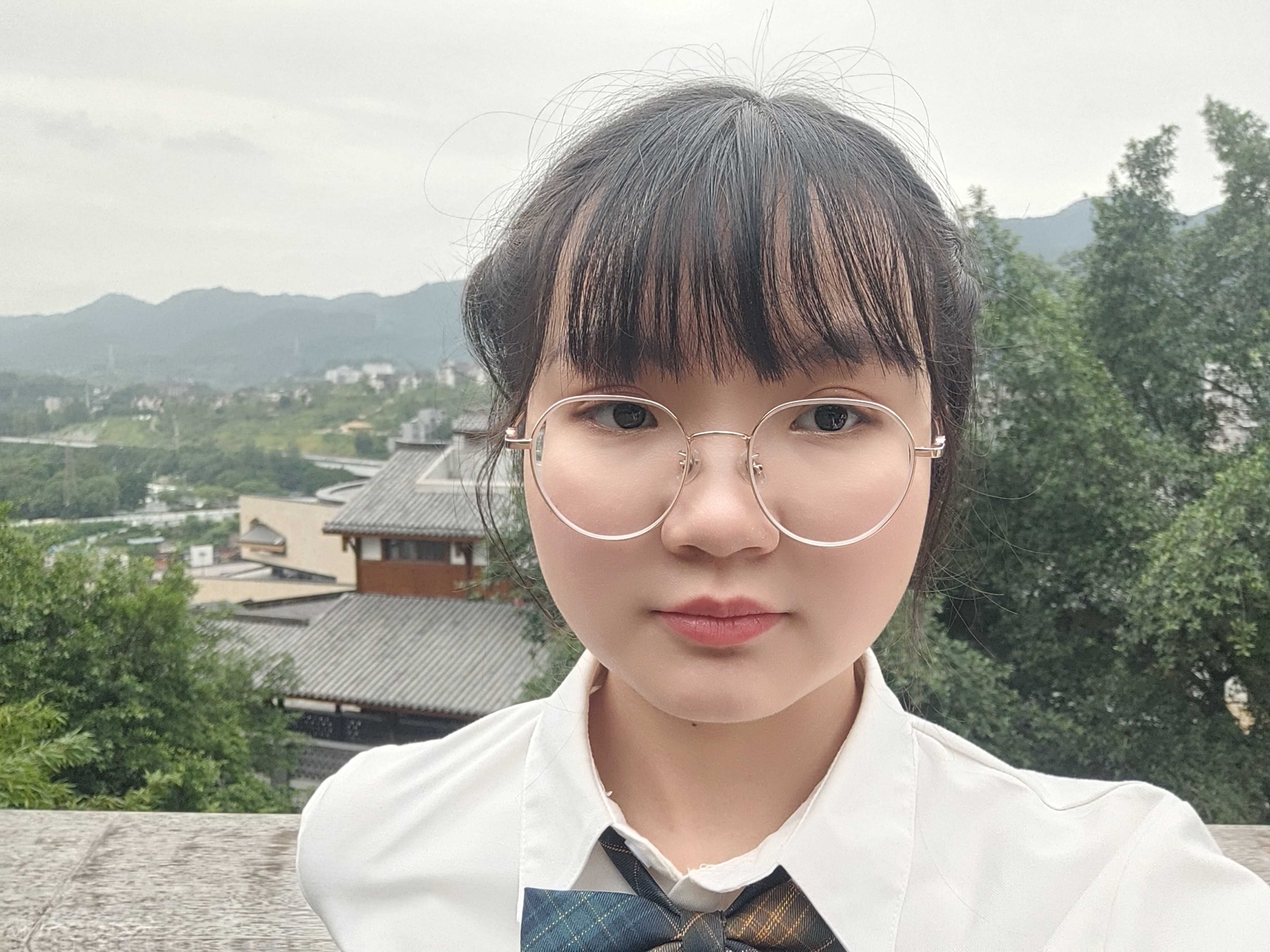 奚教员 照片