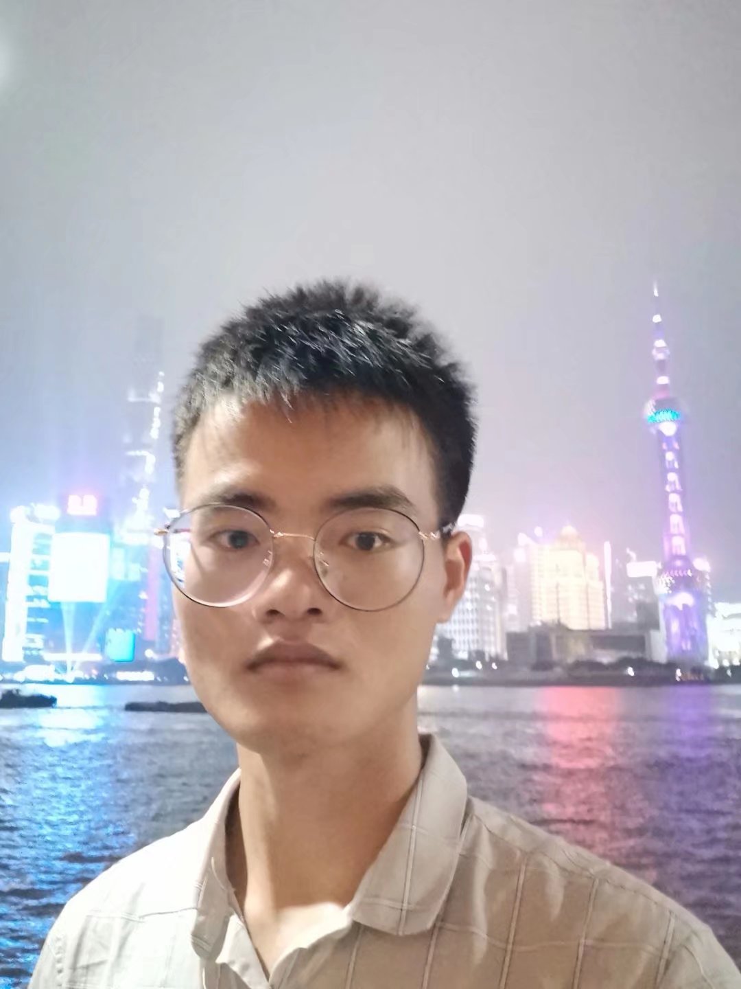 韦教员 照片