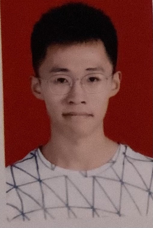 程教员 照片