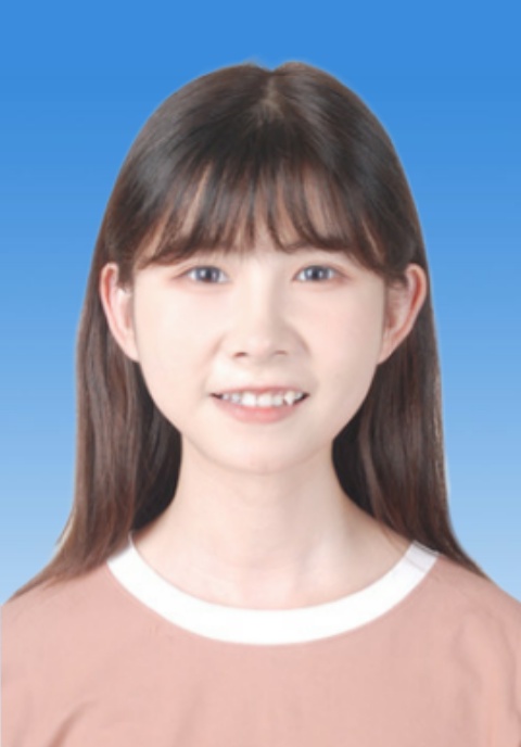 庞教员 照片