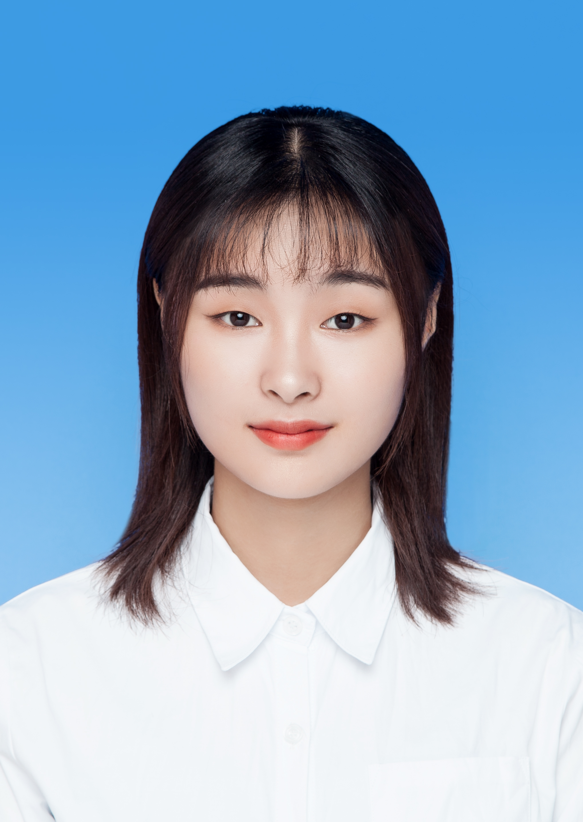 孔教员 照片
