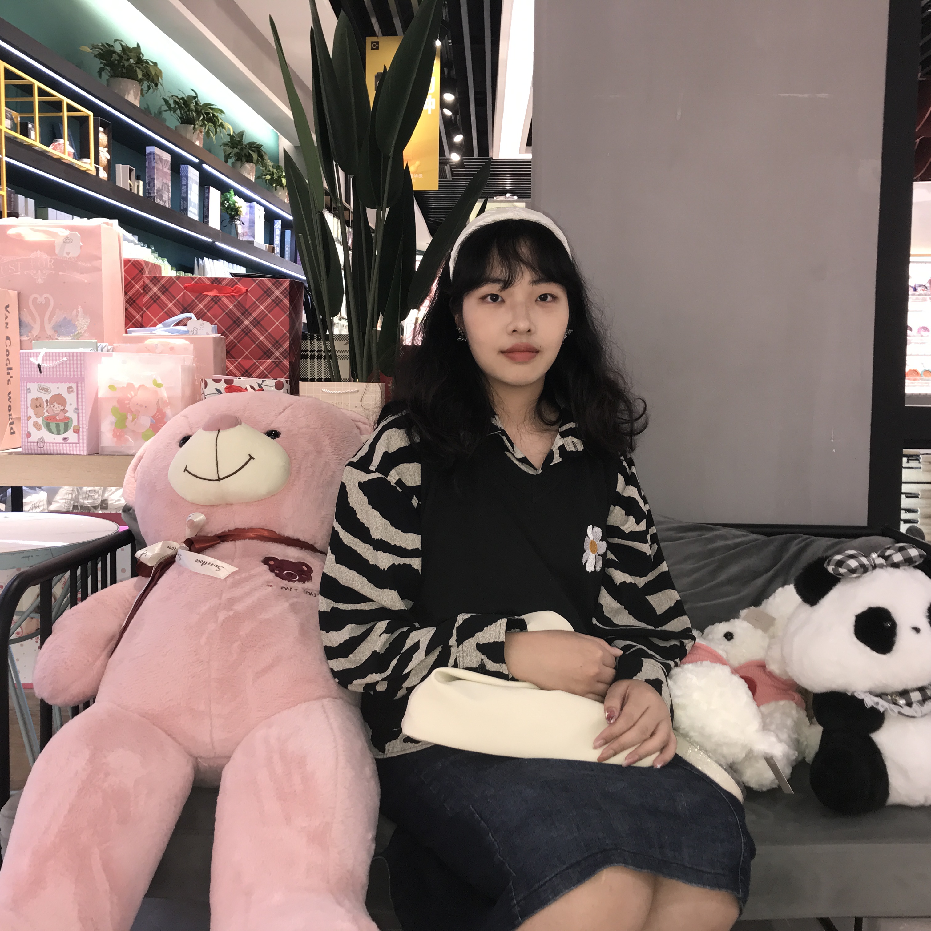 黎教员 照片
