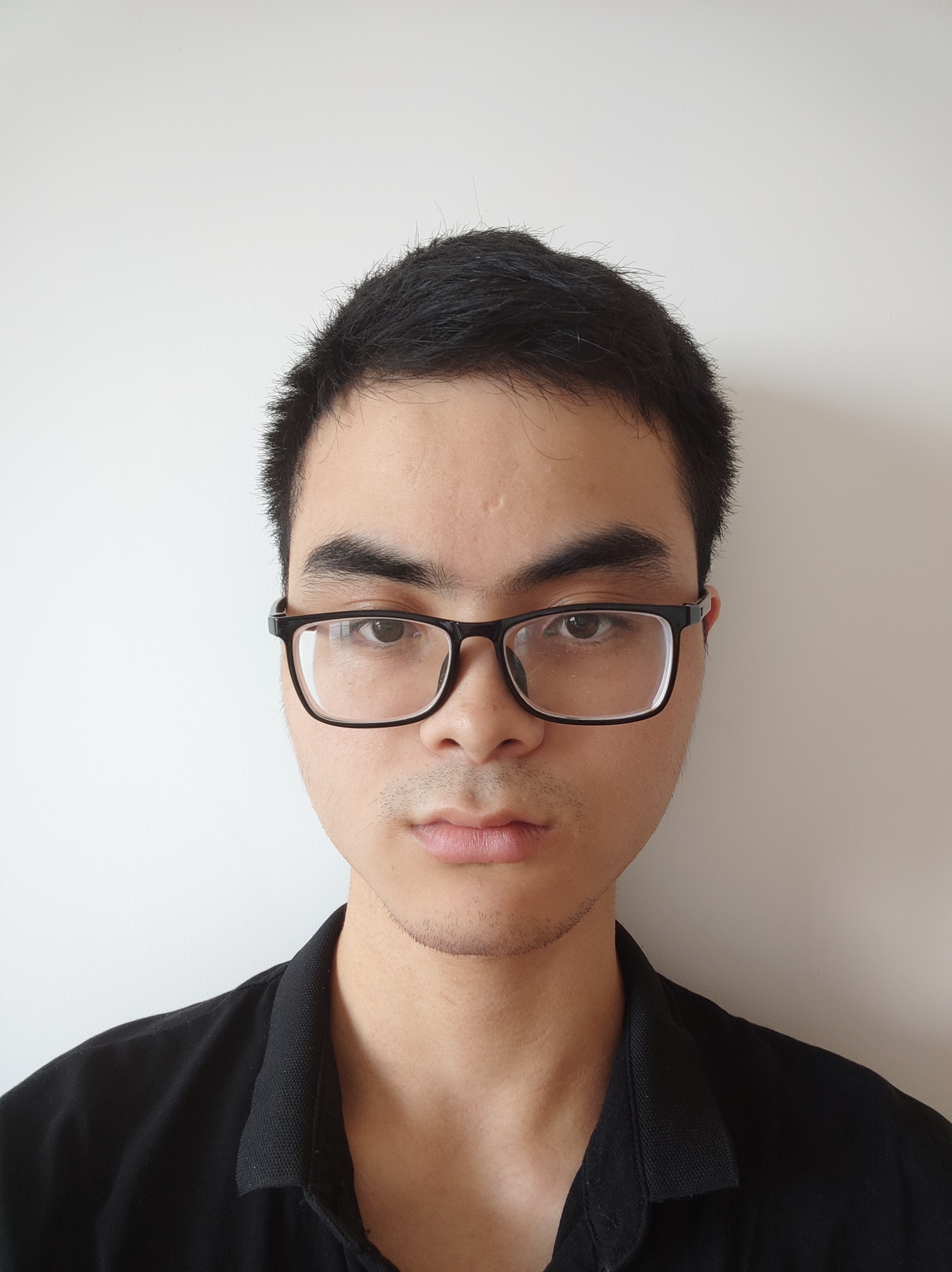 殷教员 照片
