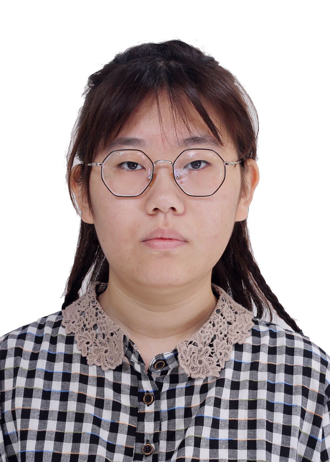 张教员 照片