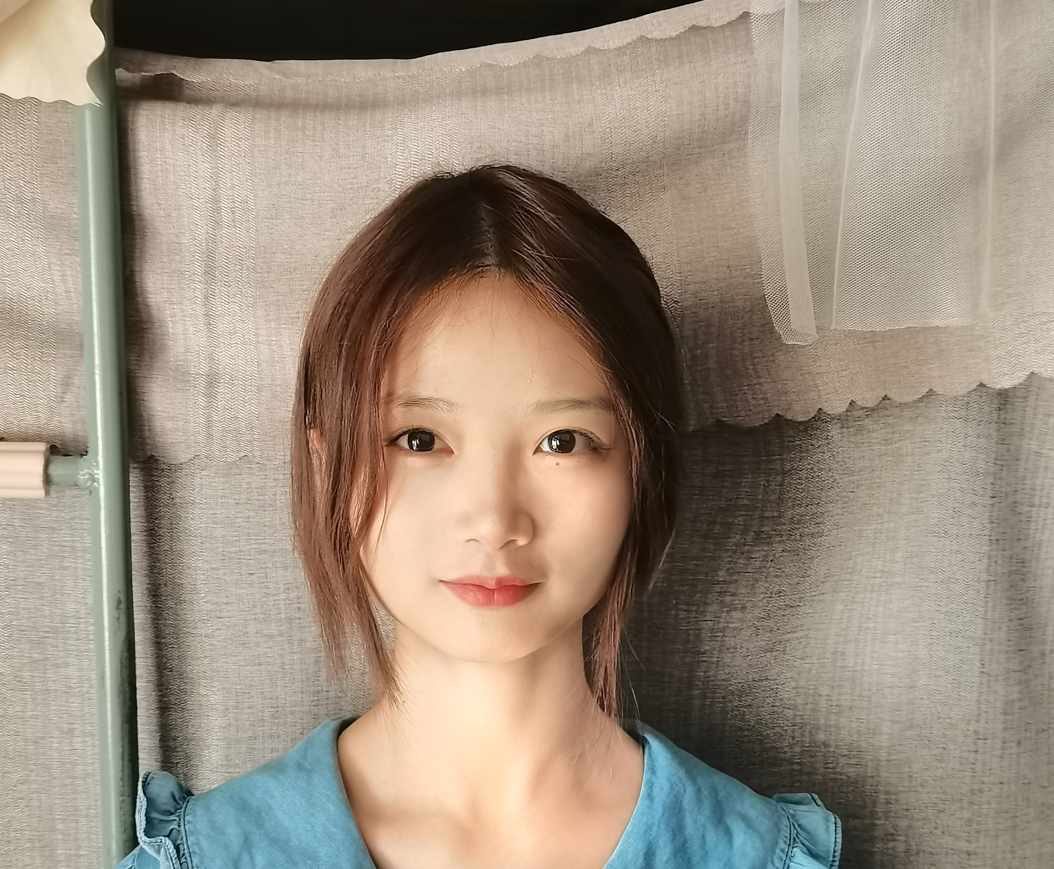 吴教员 照片