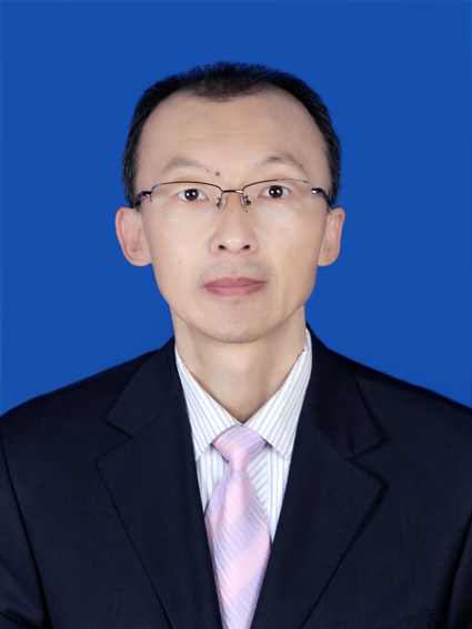 张教员 照片