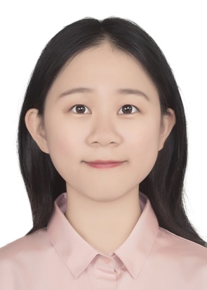 李教员 照片