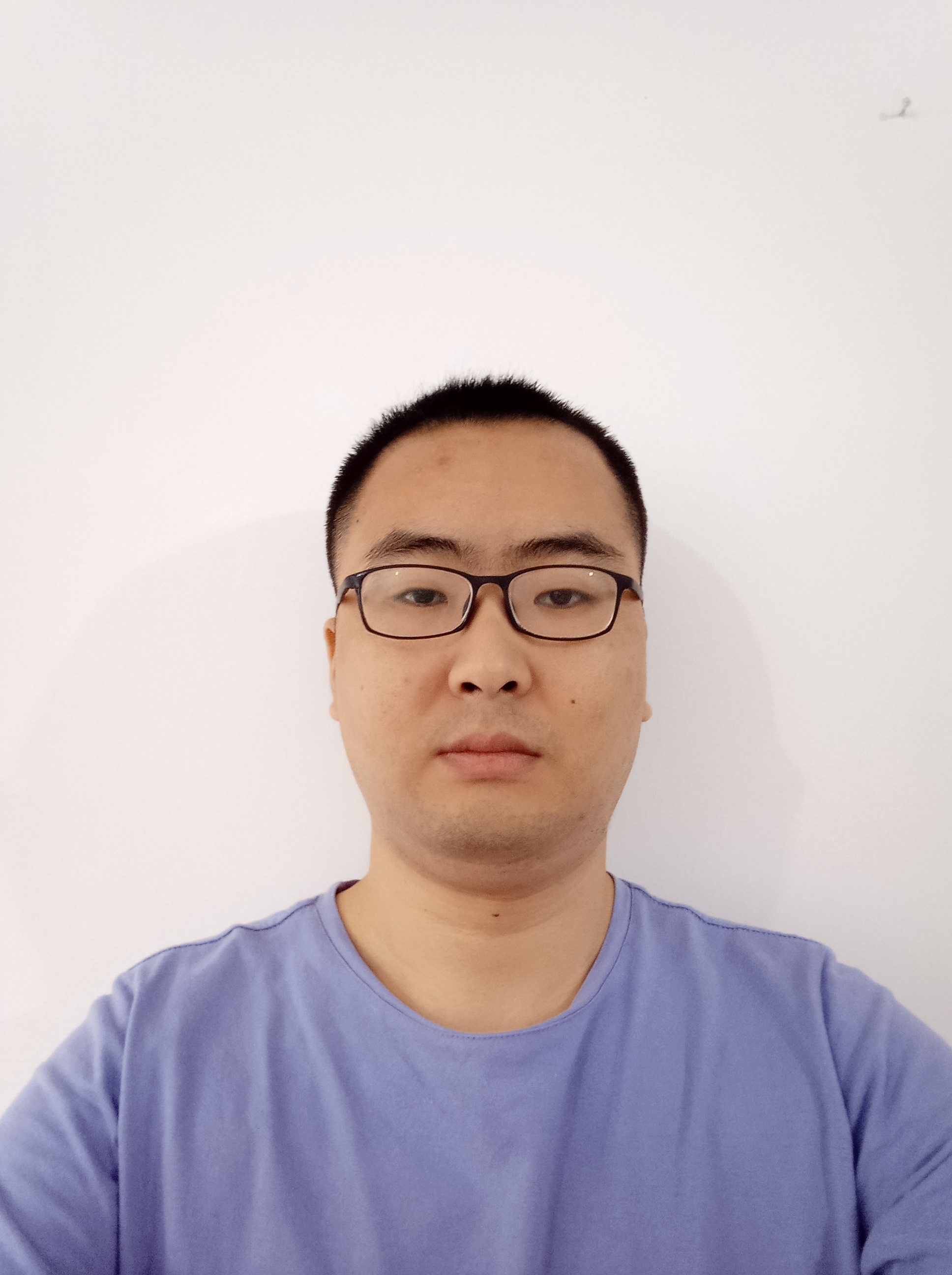 伍教员 照片