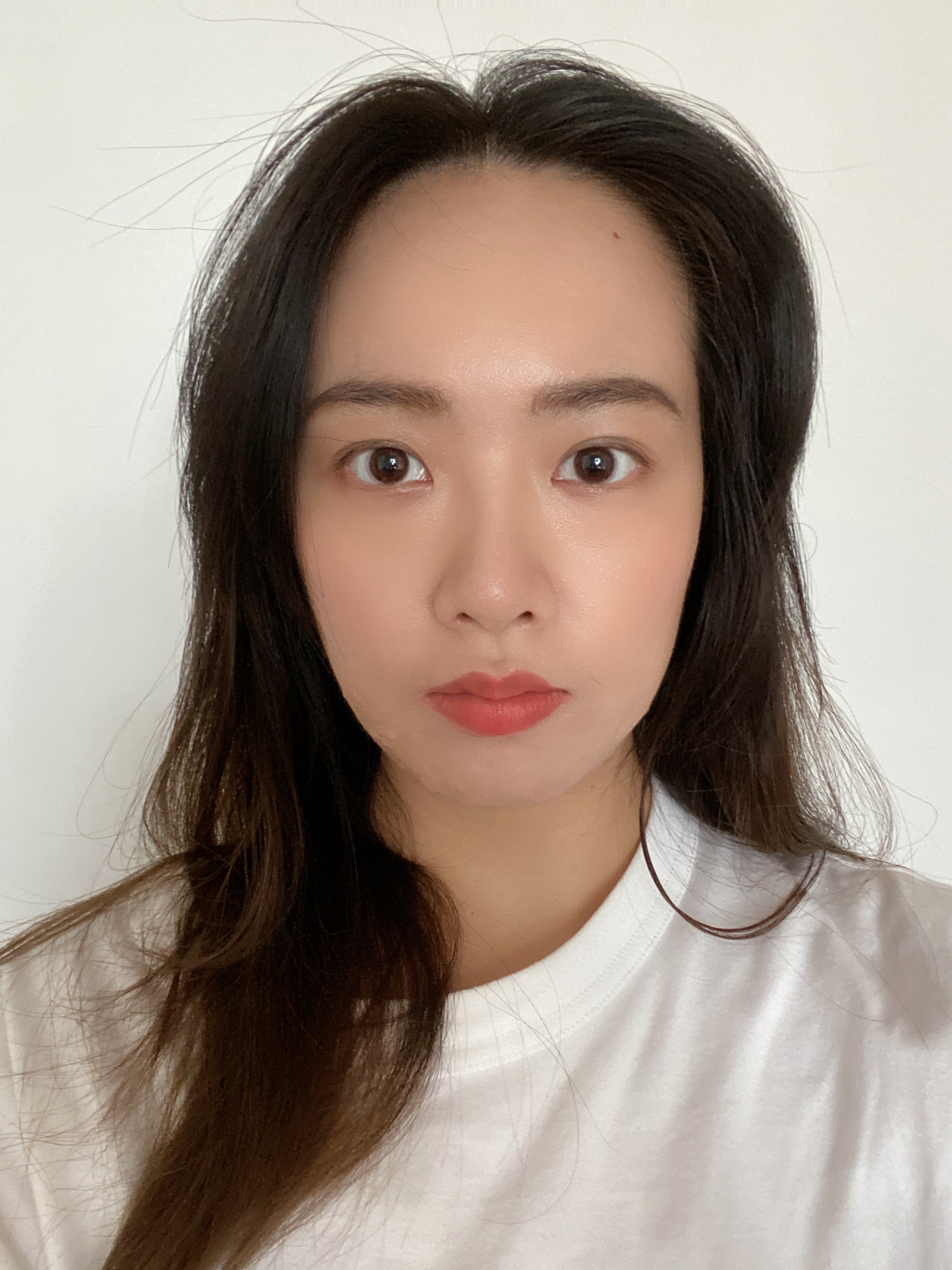 何教员 照片