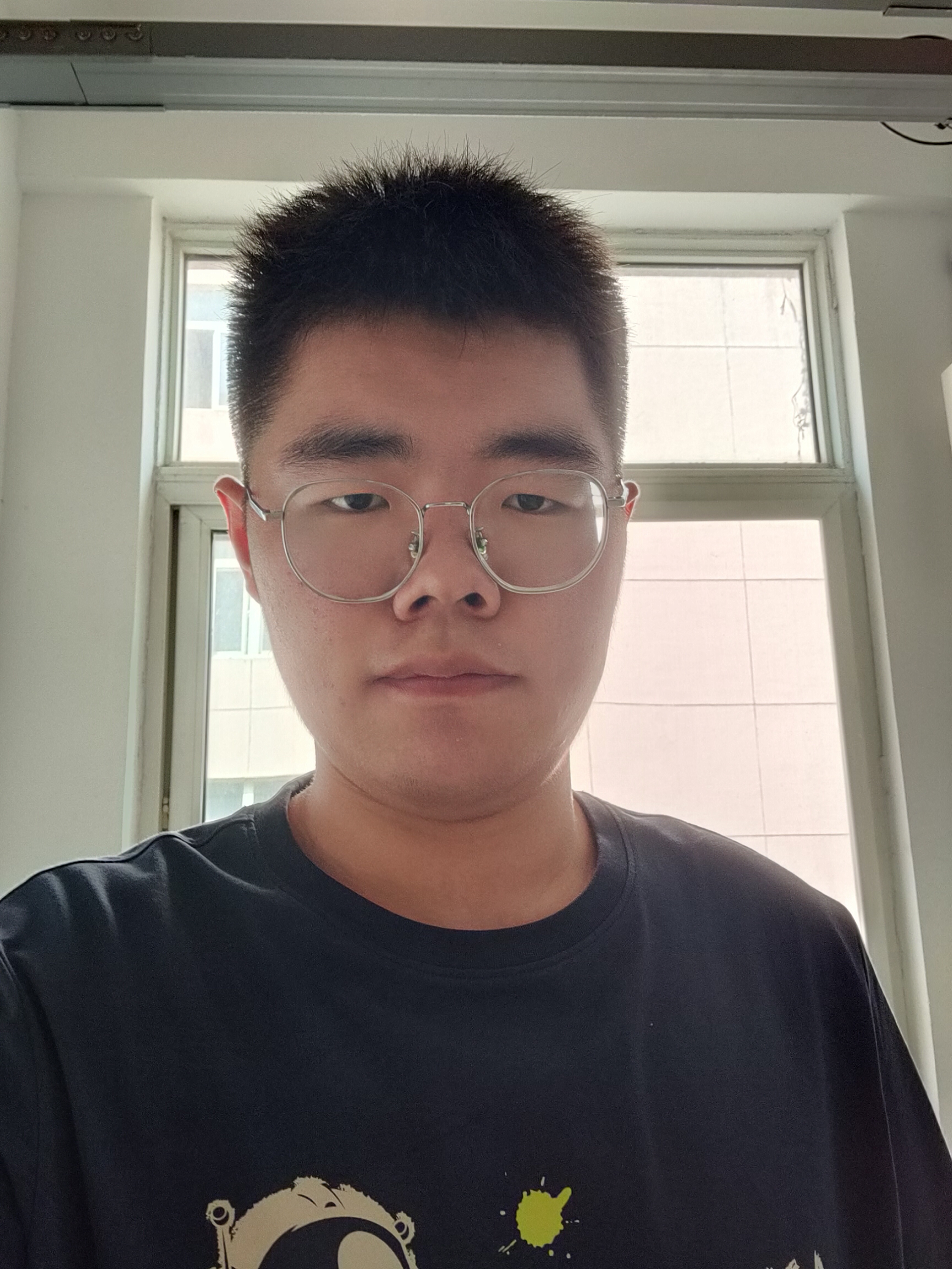 王教员 照片