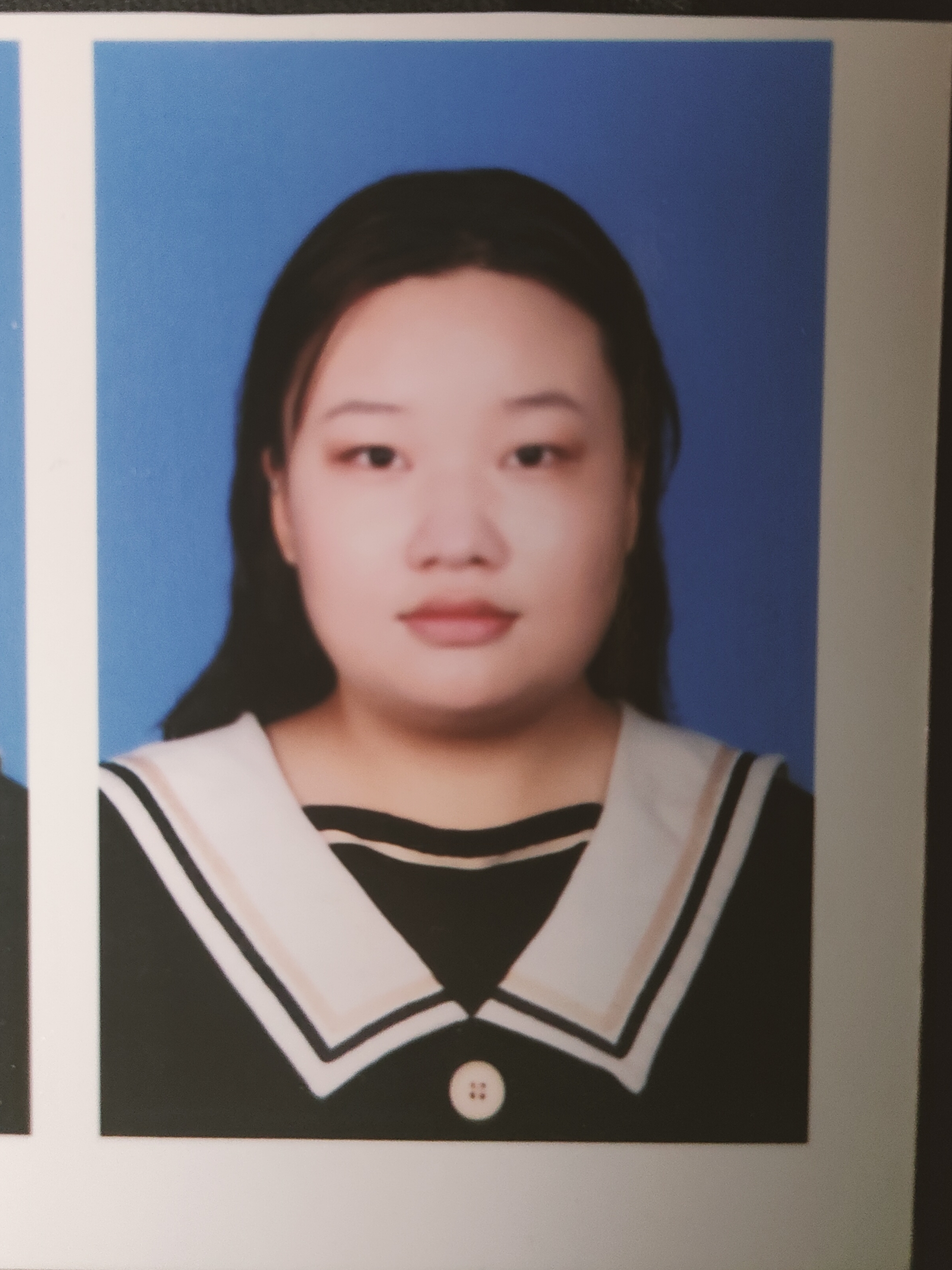 邓教员 照片