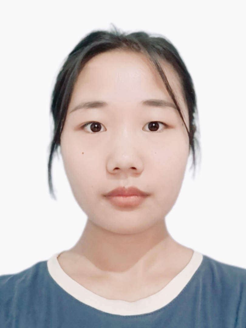 何教员 照片