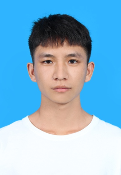 普教员 照片