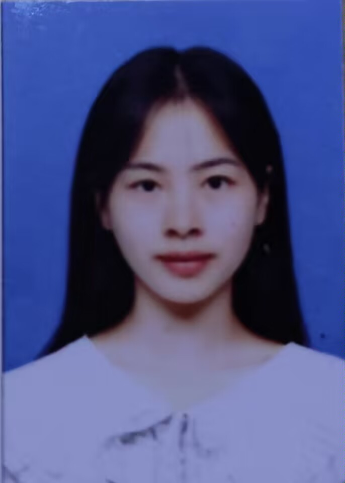 梁教员 照片