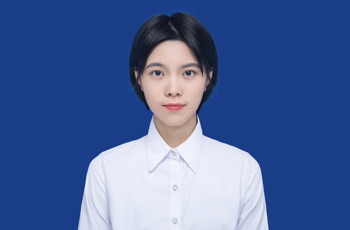 邱教员 照片