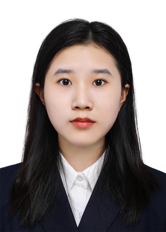 梅教员 照片