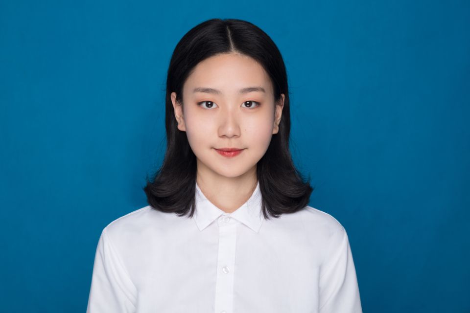 胡教员 照片