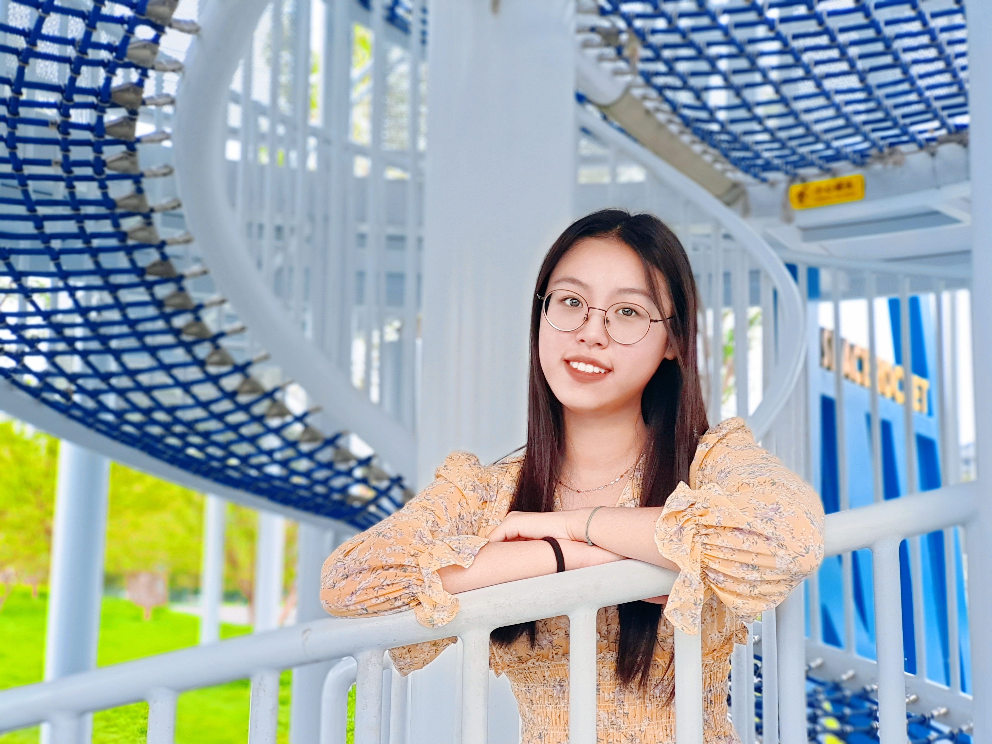 李教员 照片