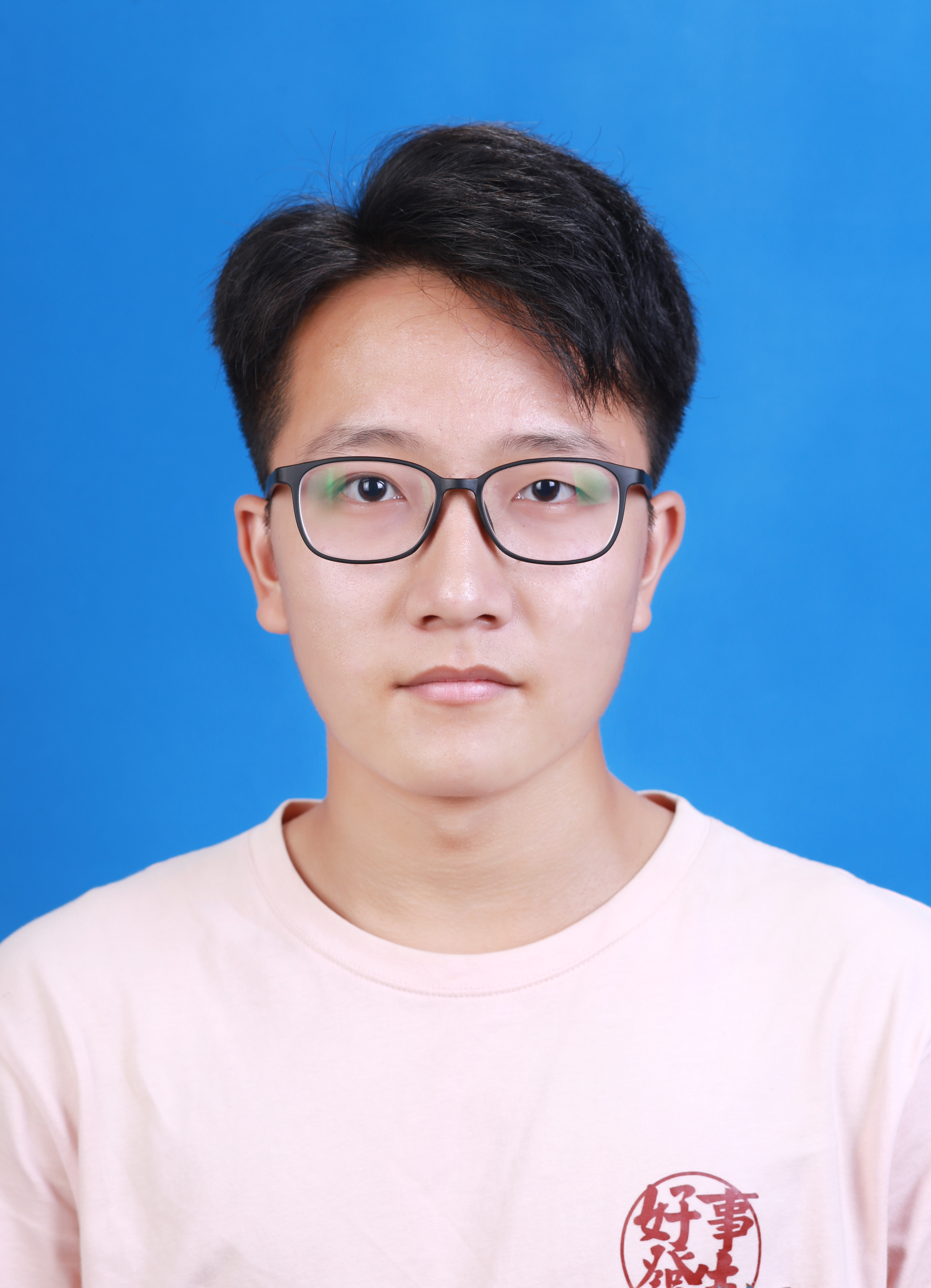 董教员 照片