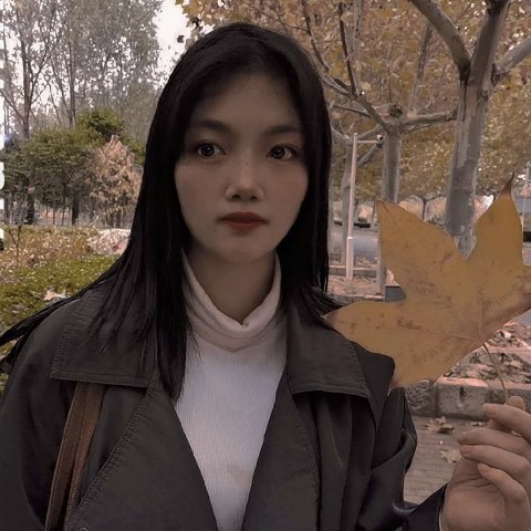 李教员 照片