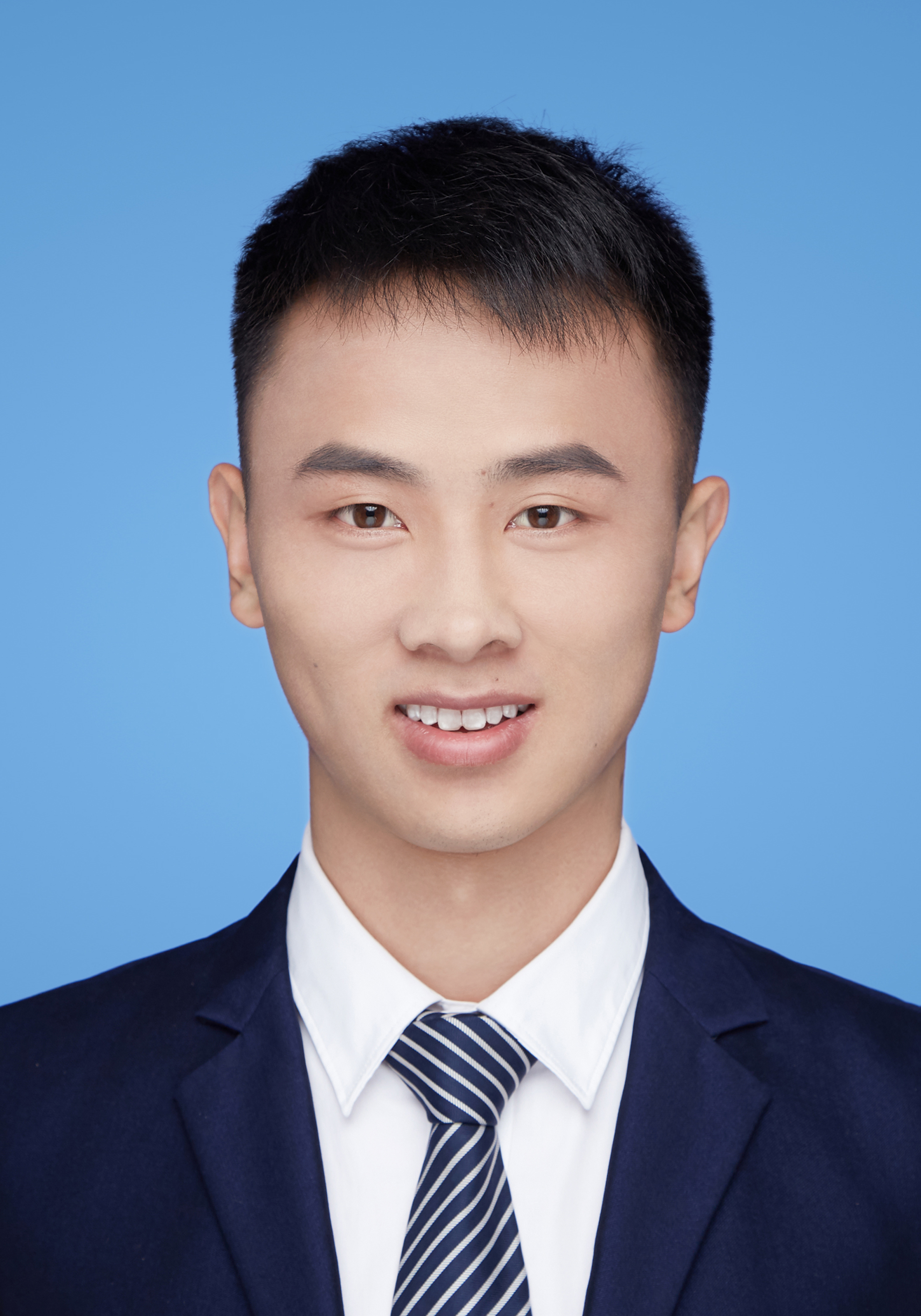 秦教员 照片
