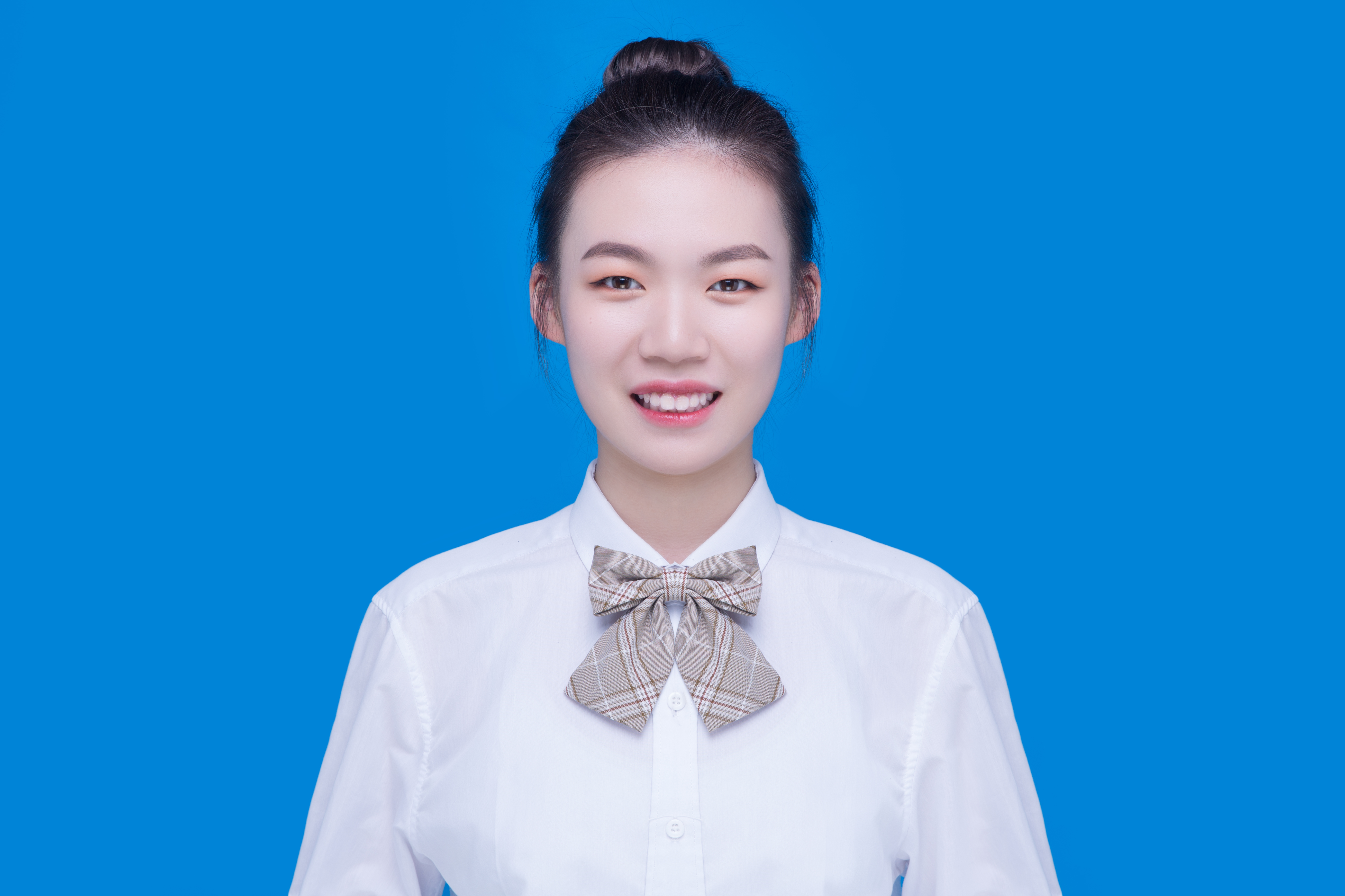 张教员 照片