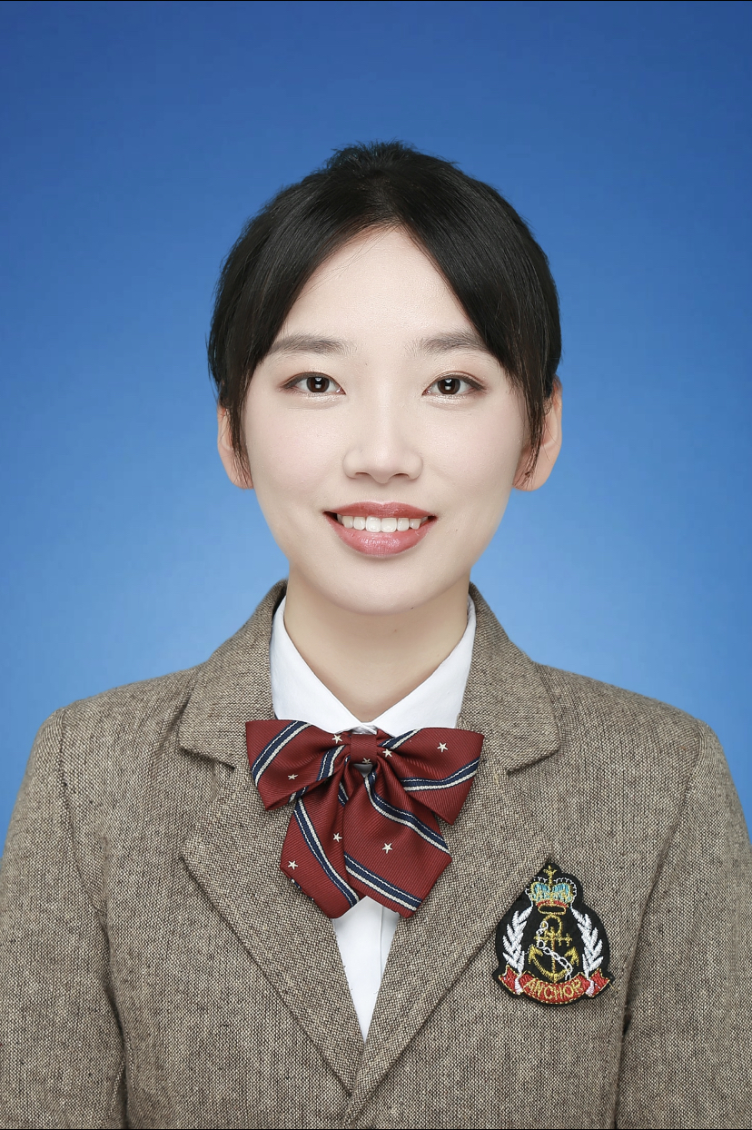 彭教员 照片