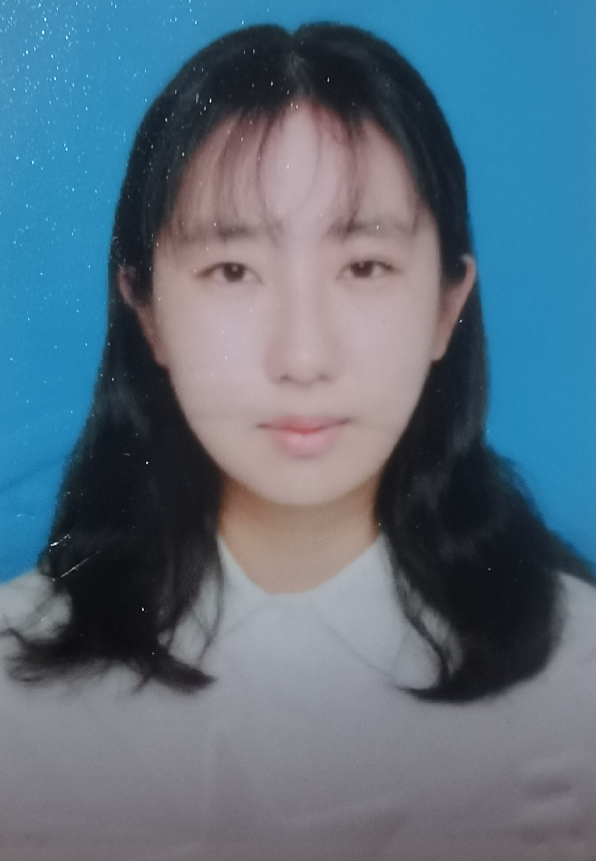 刘教员 照片
