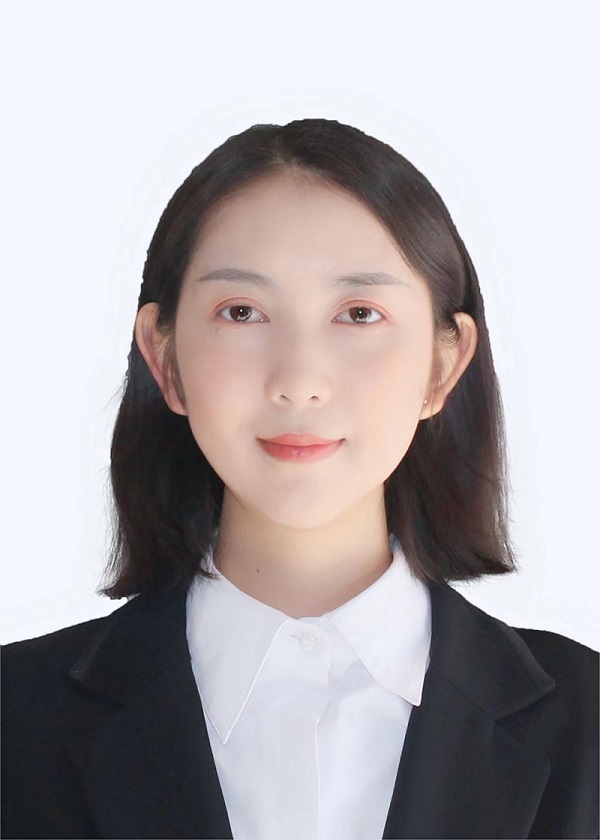 胡教员 照片