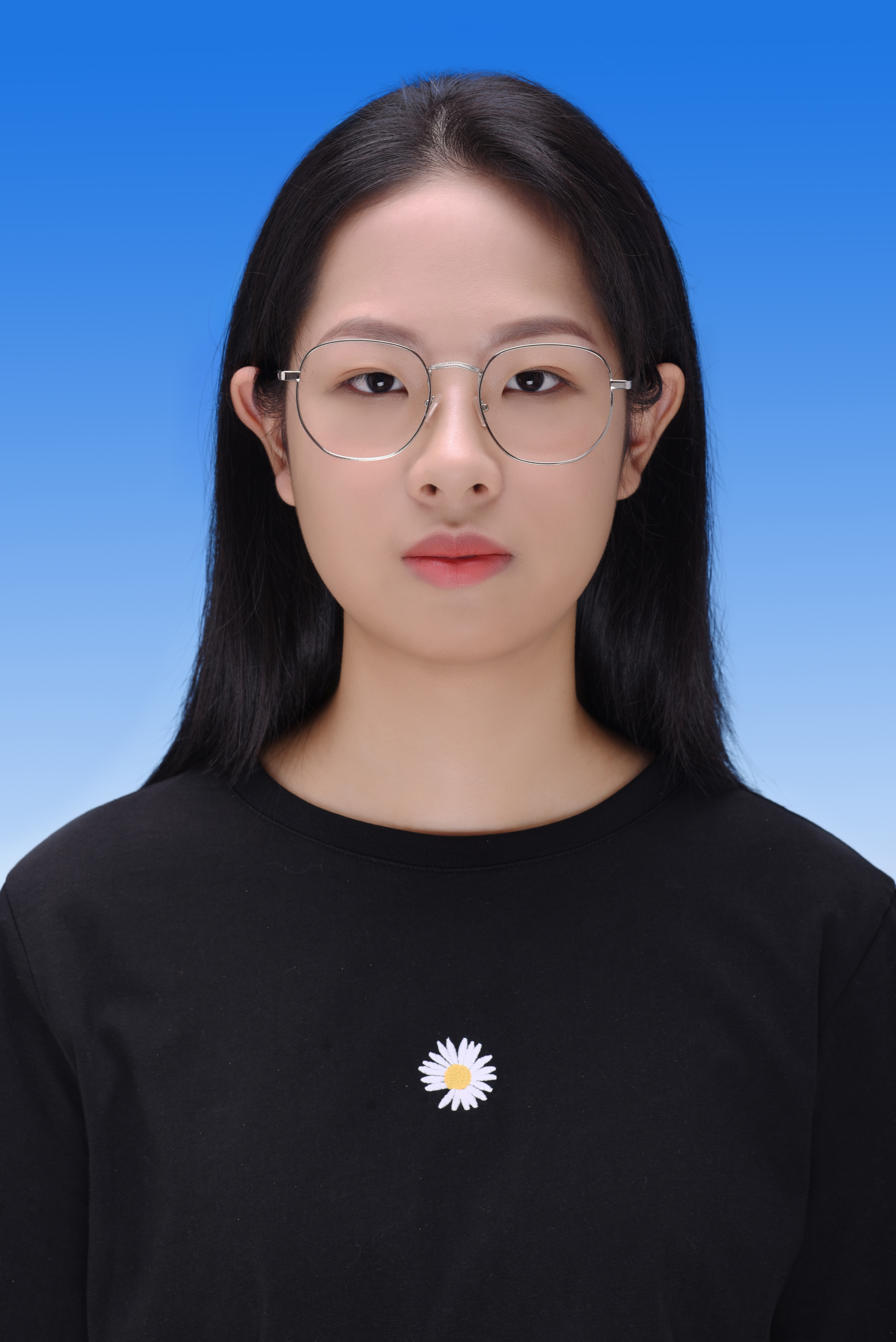 李教员 照片
