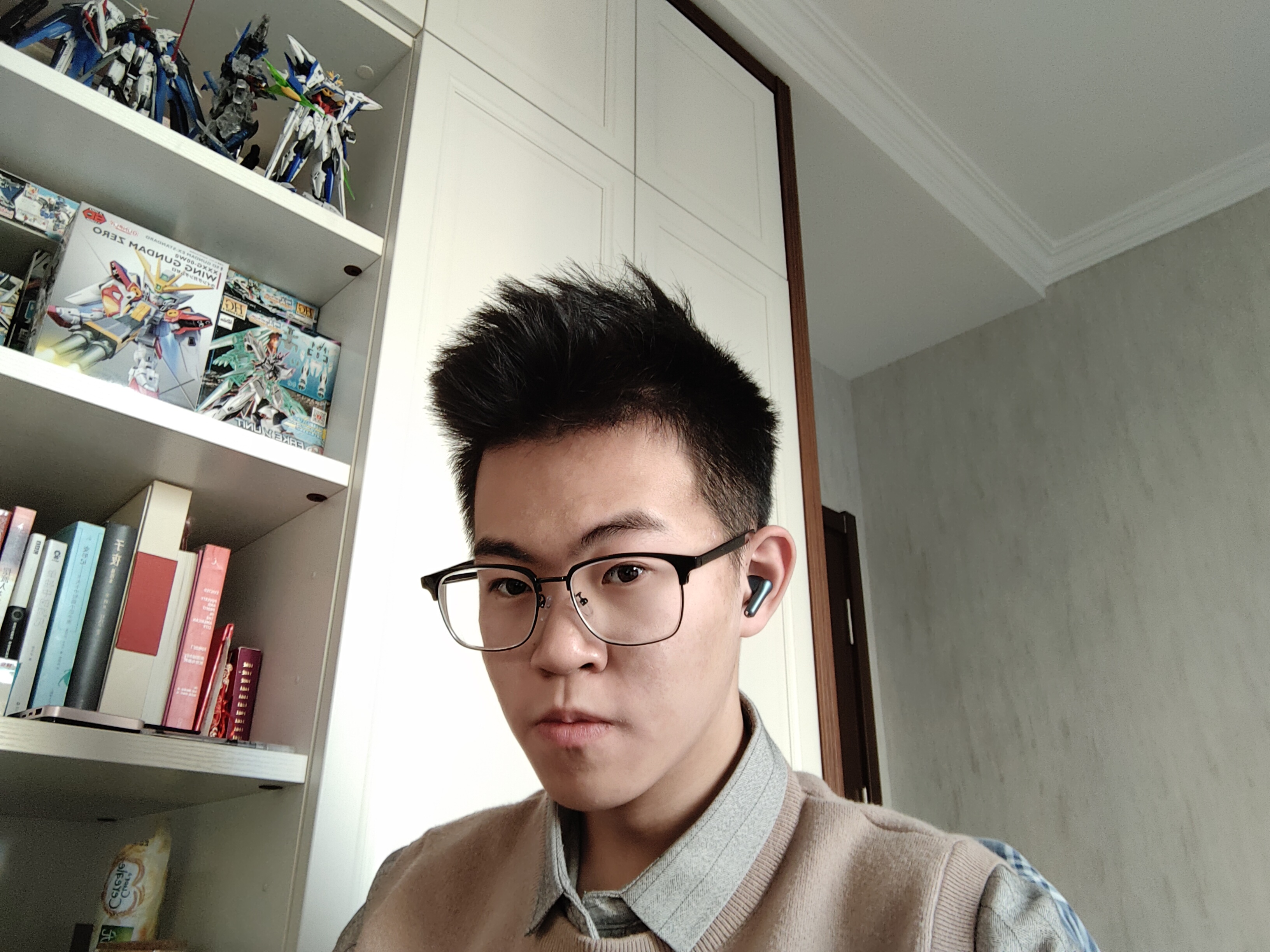 周教员 照片