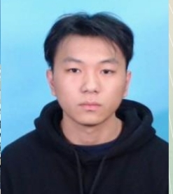 李教员 照片