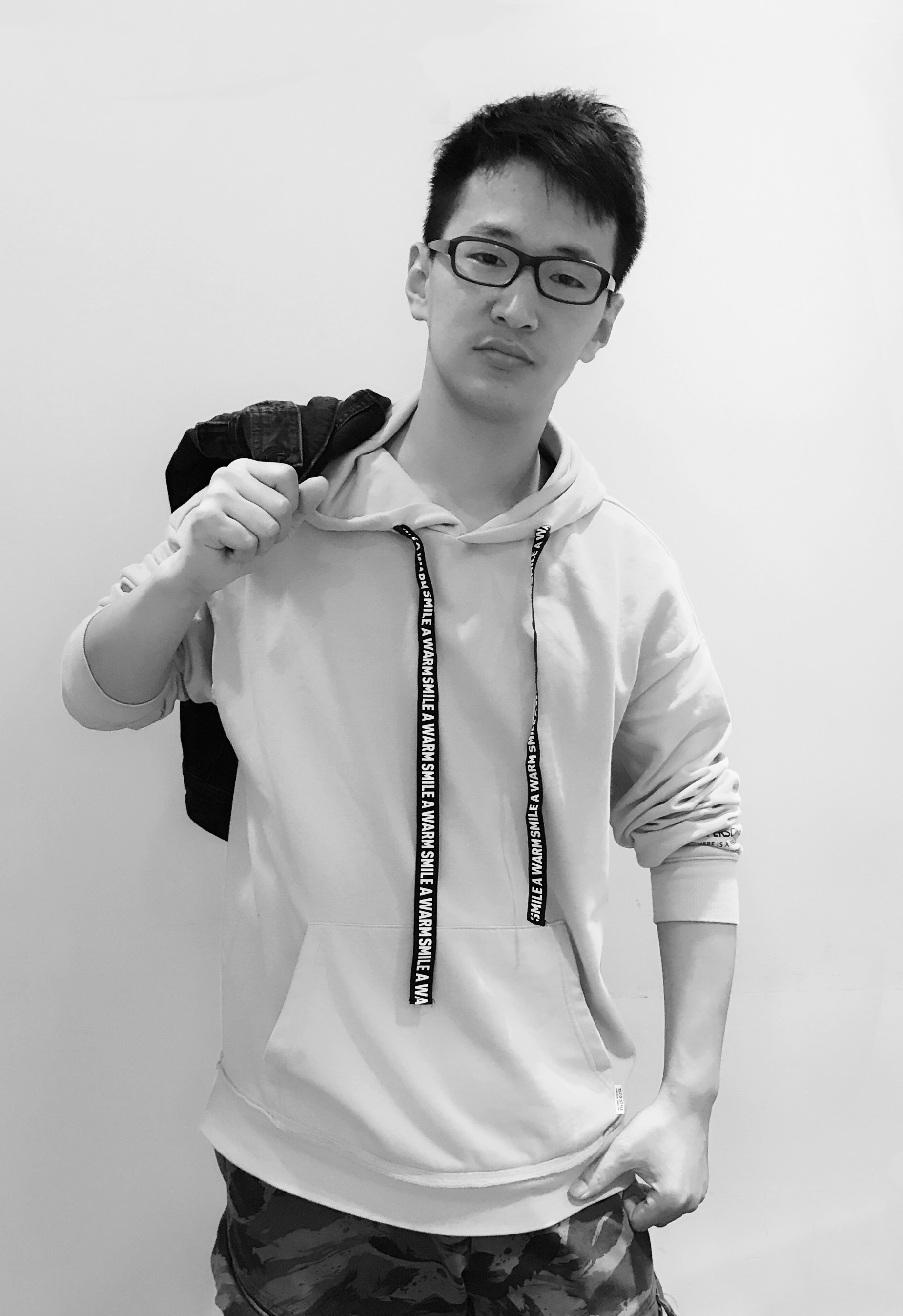 李教员 照片