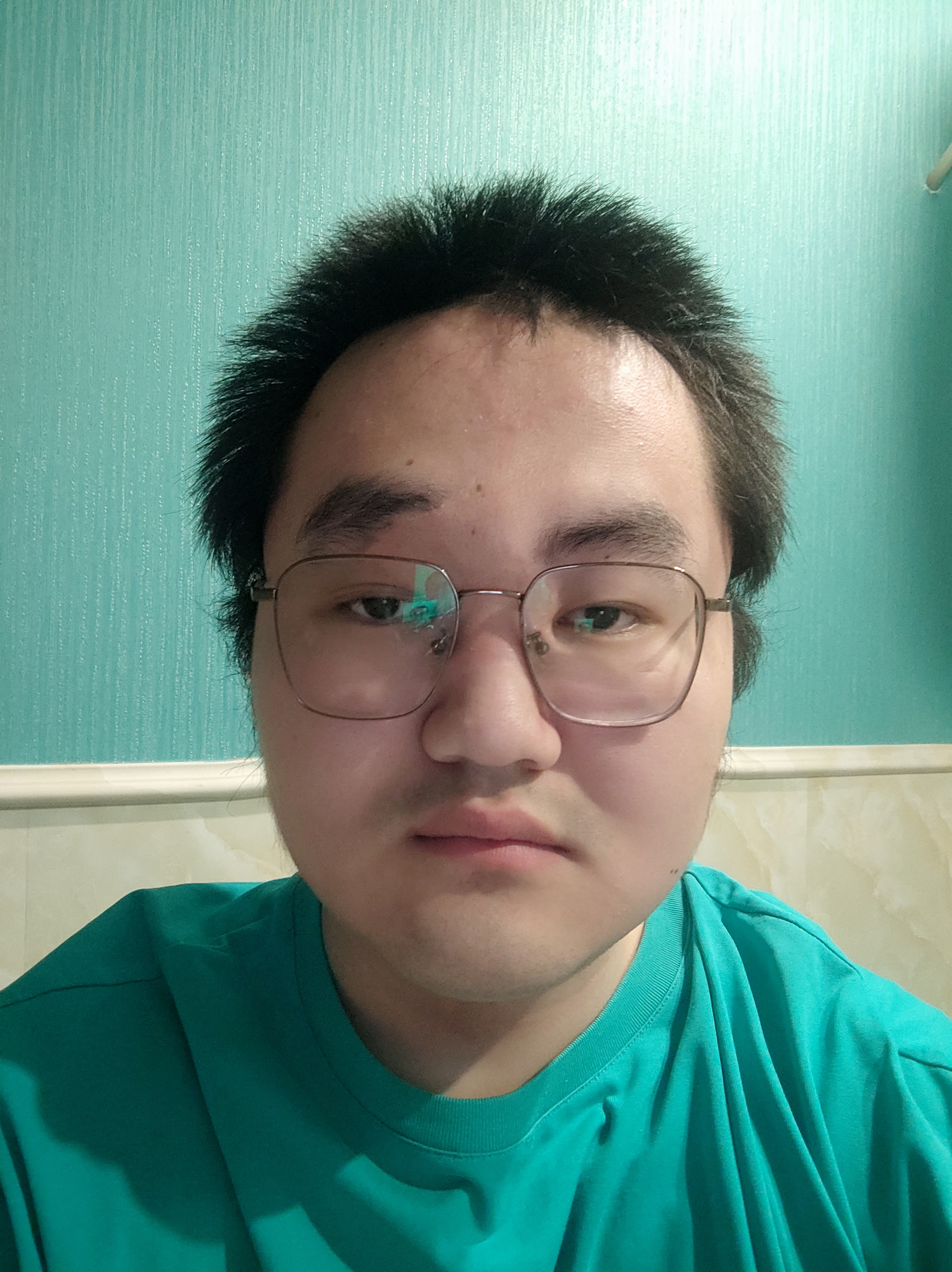 王教员 照片