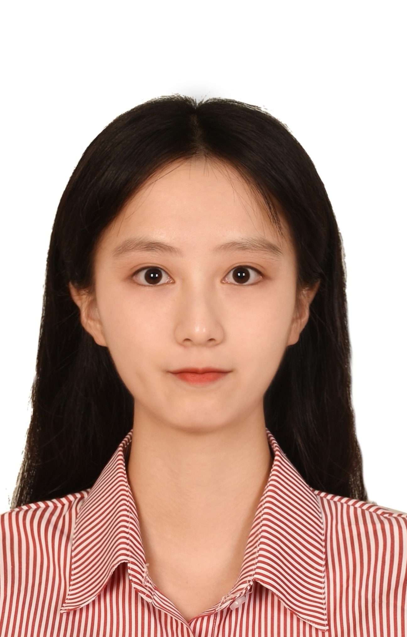 余教员 照片