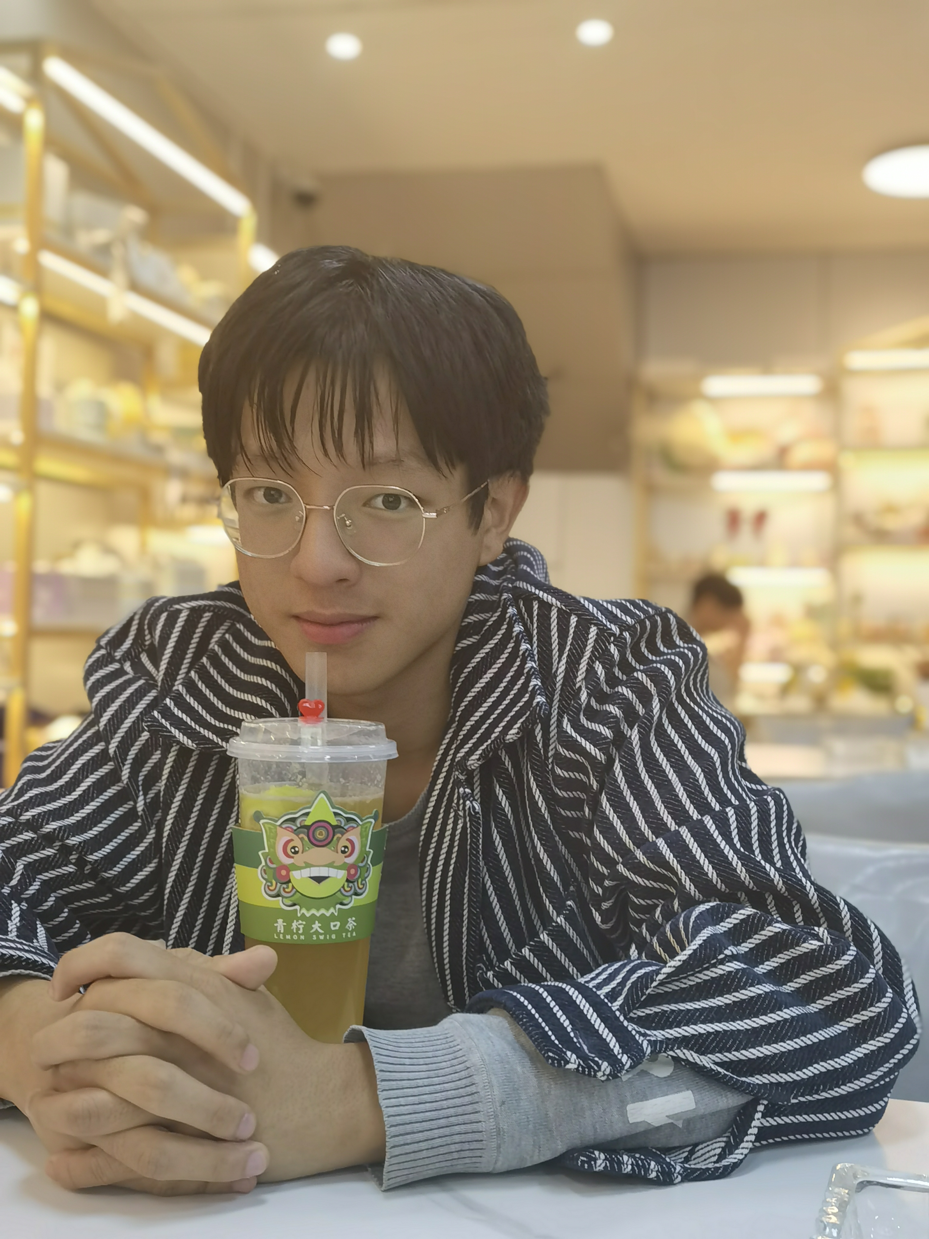 王教员 照片