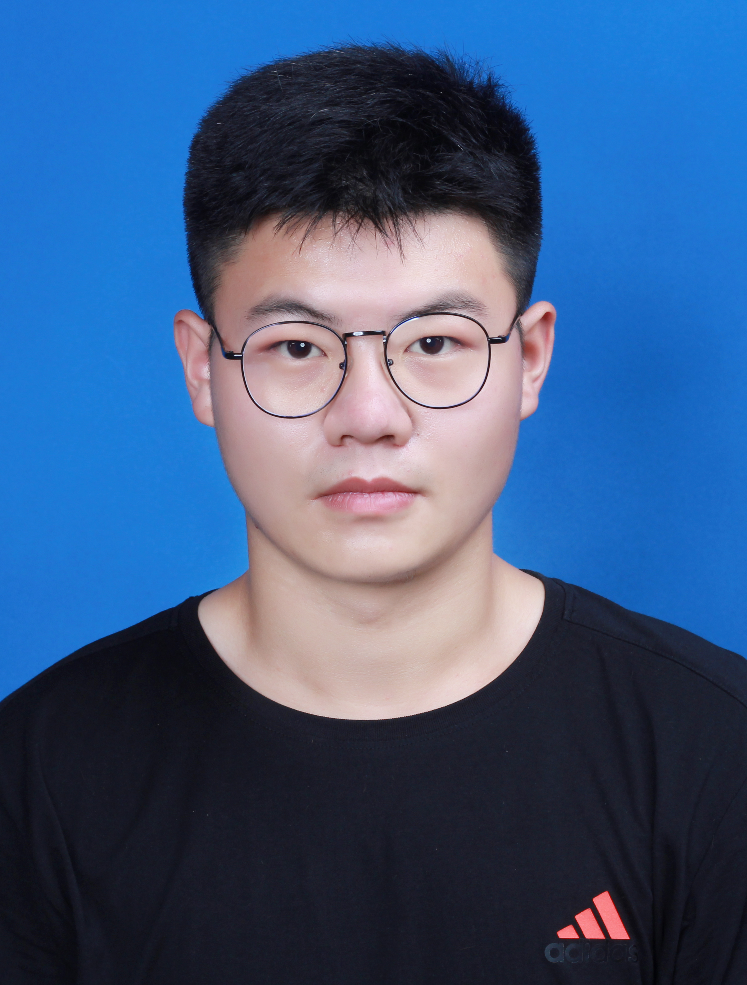 钱教员 照片