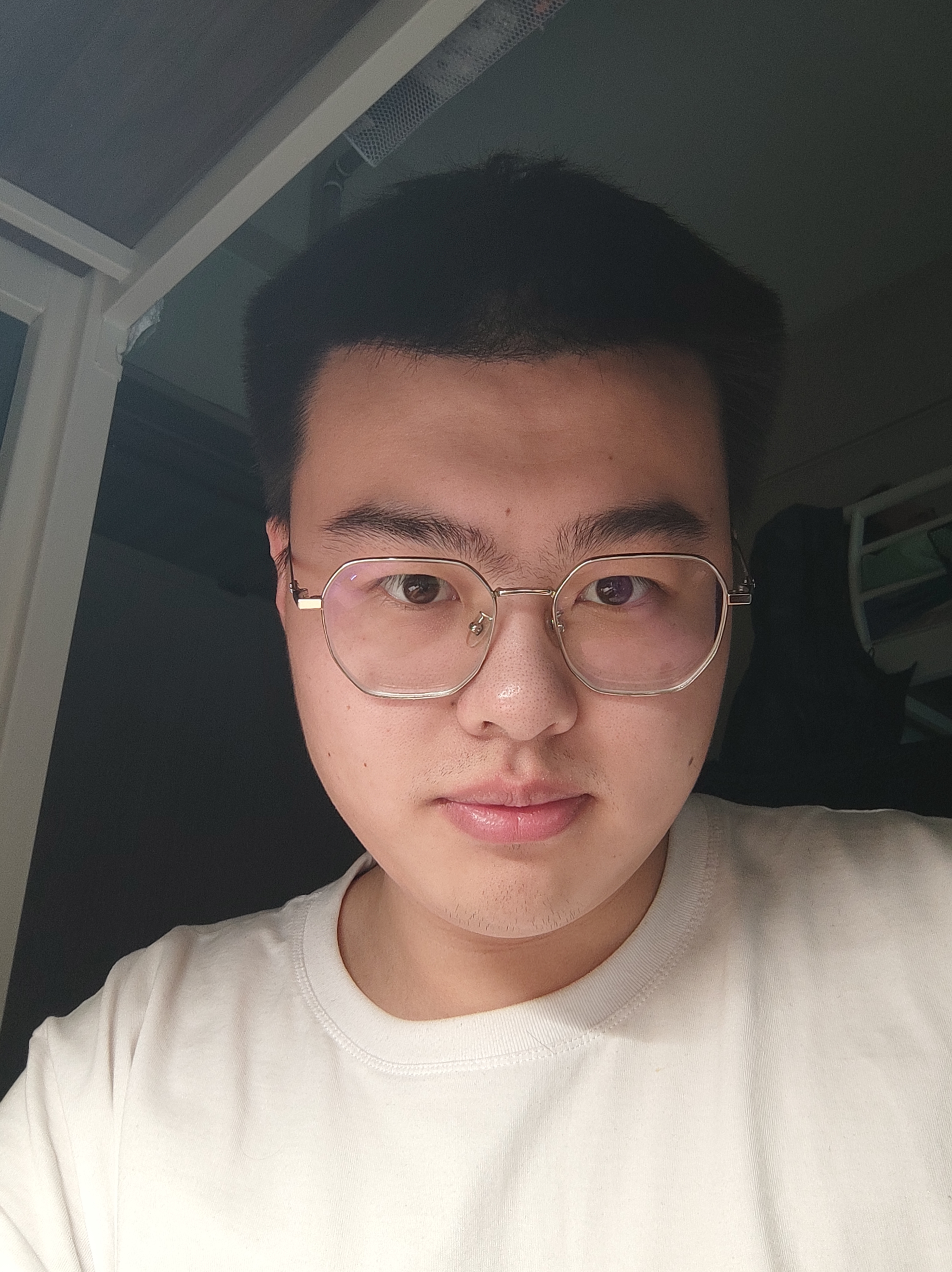 刘教员 照片