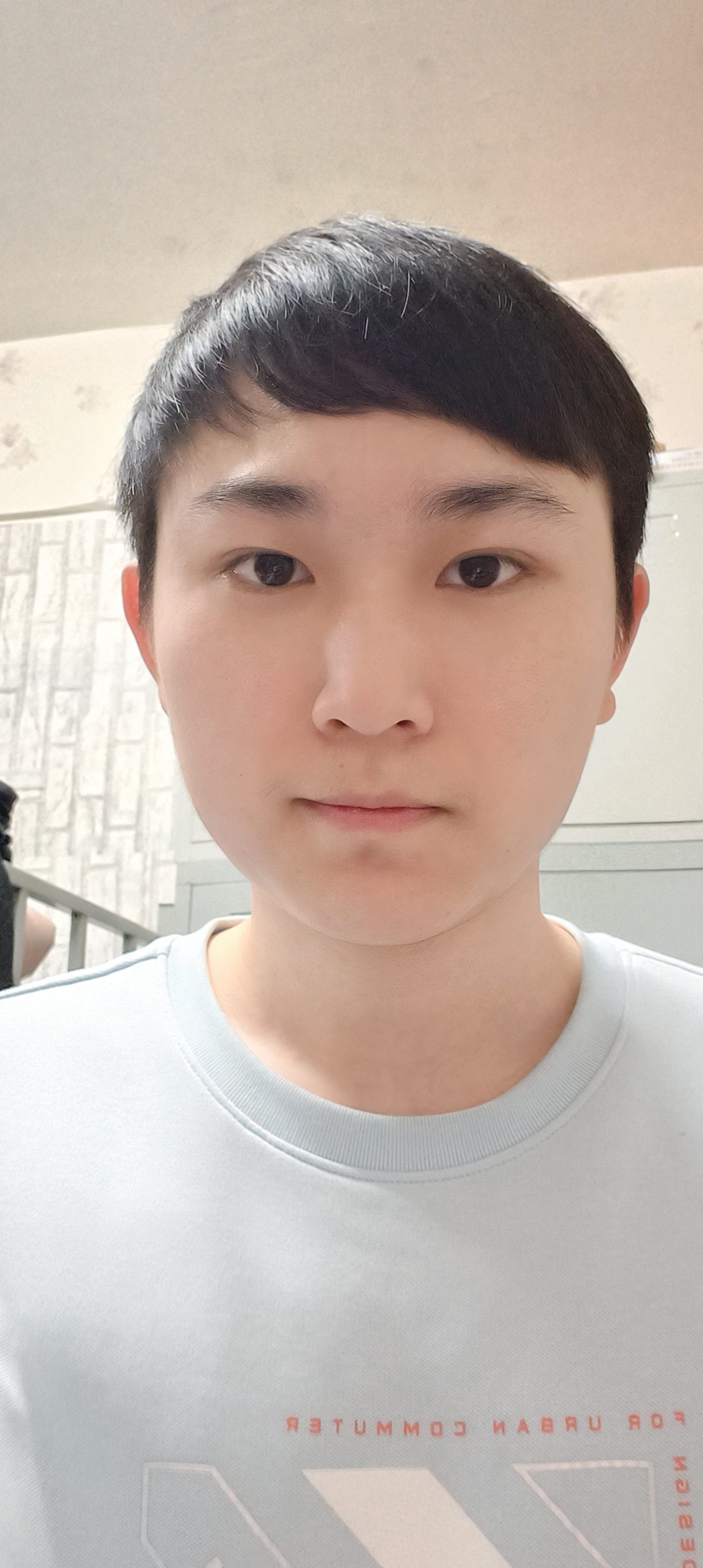 王教员 照片