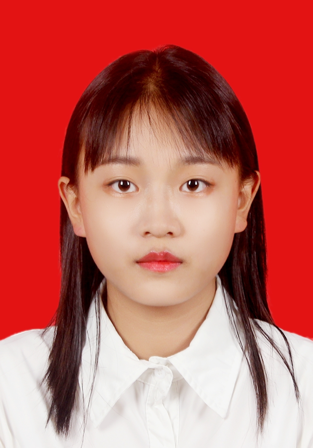 衣教员 照片