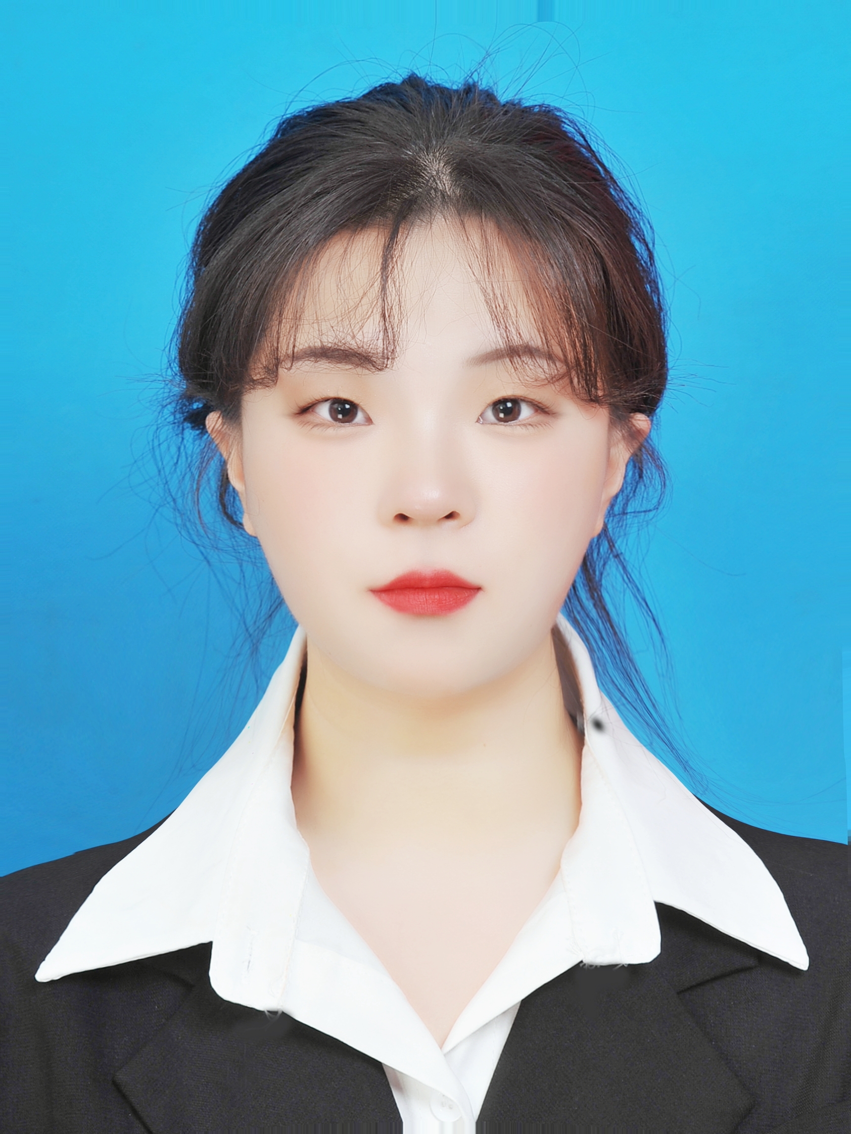 李教员 照片