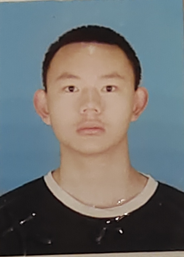 魏教员 照片