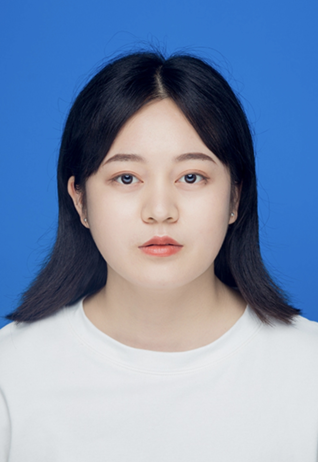 邹教员 照片