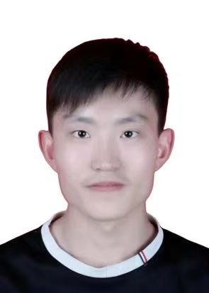 刘教员 照片
