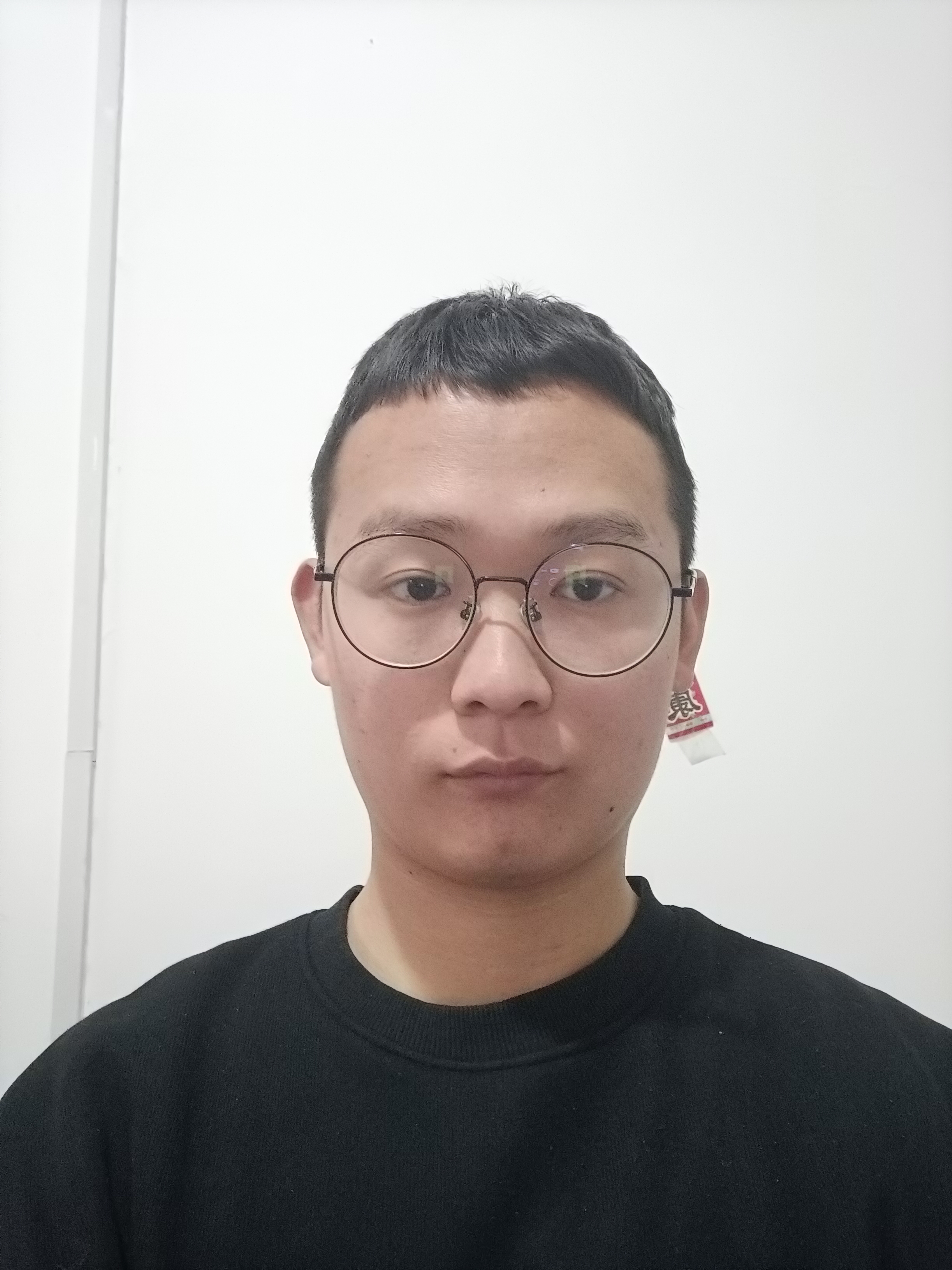 李教员 照片