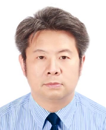 张教员 照片
