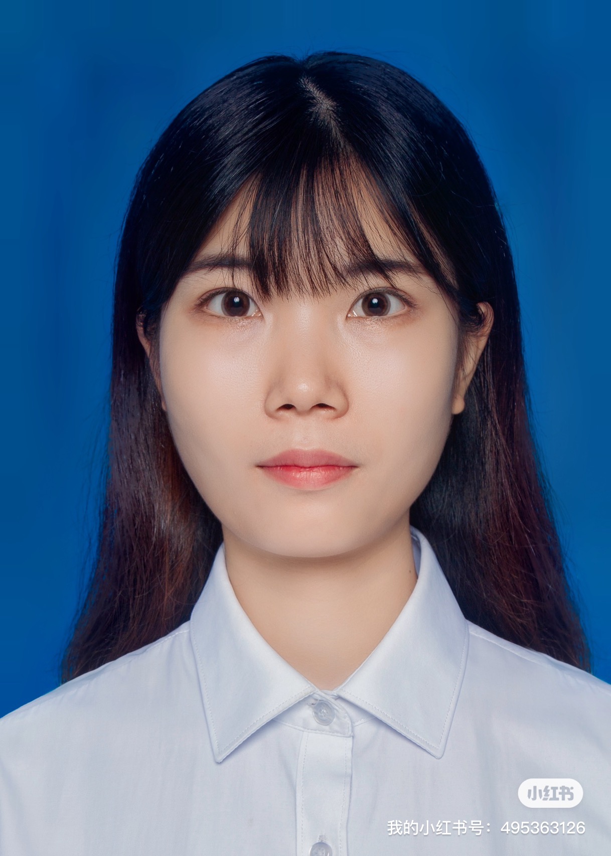 何教员 照片