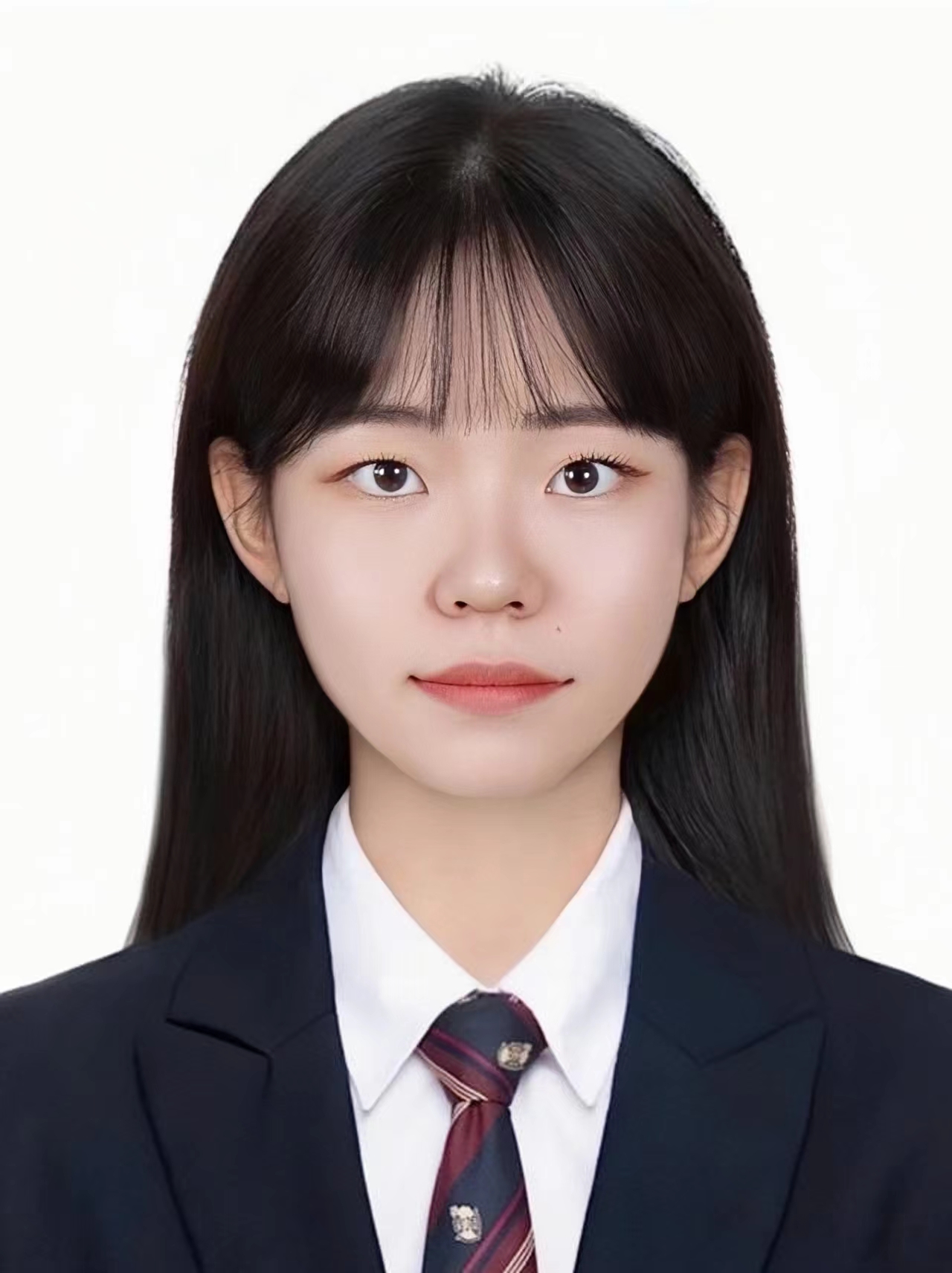 何教员 照片