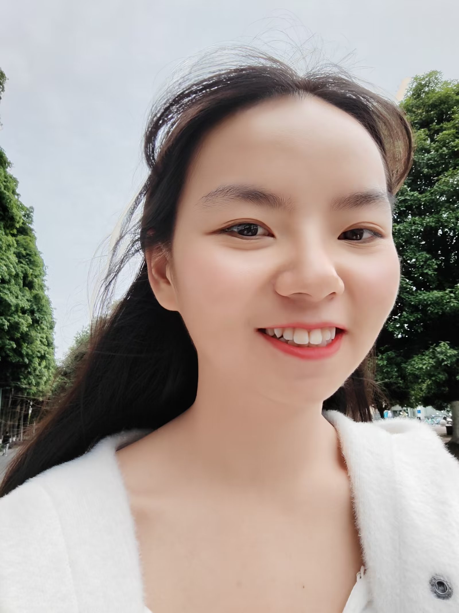 陈教员 照片