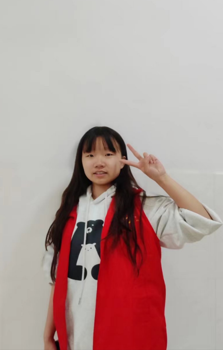 刘教员 照片